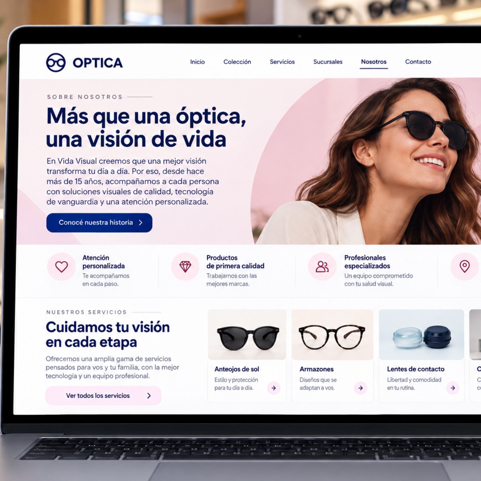 Tienda online creada con KUAD System que muestra un banner de colección de verano, buscador de productos y catálogo de indumentaria con prendas destacadas.